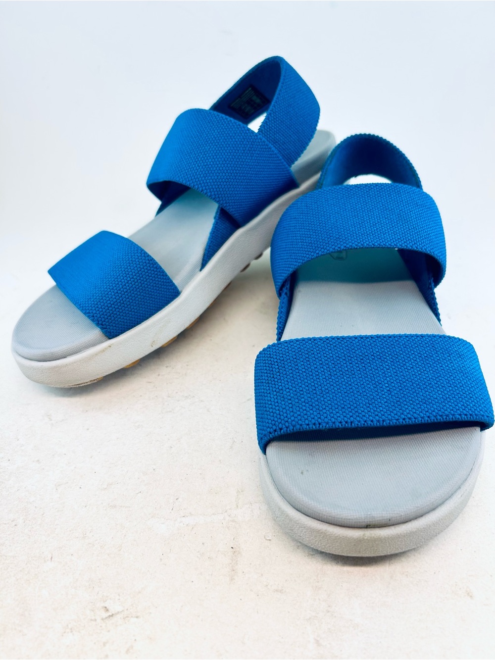 KEEN Women's Girl's Mykonos Blue/Vapor Gray Elle Backstrap Sandals size 5.5 35.5